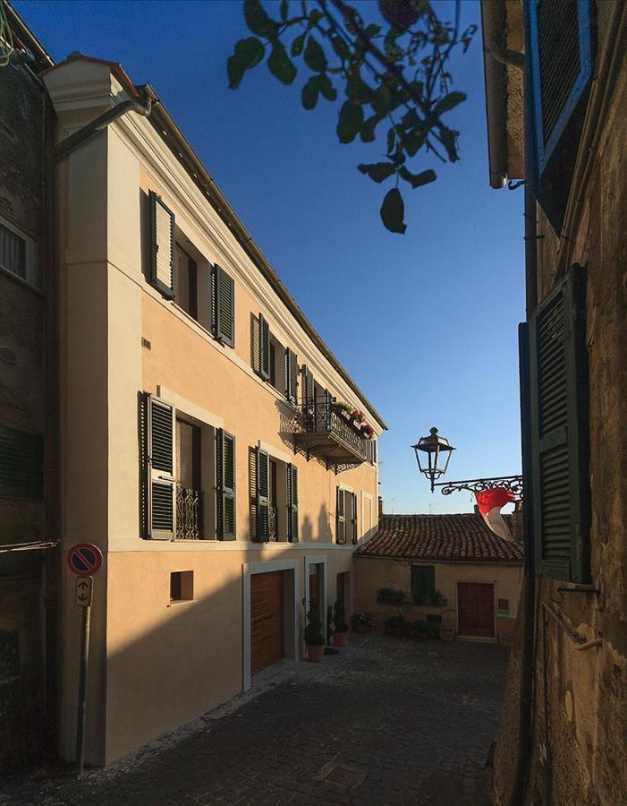 Bed and Breakfast Dimo' Re Farnese Экстерьер фото